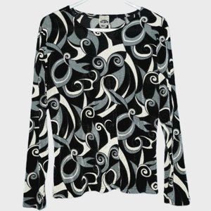 Essentials Long Sleeved Top